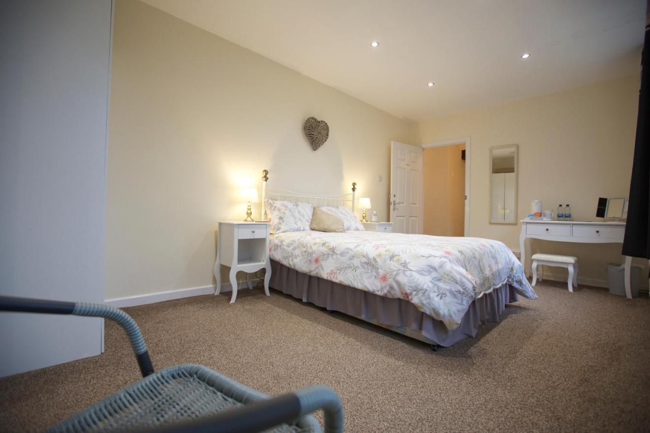 Trelaske Manor B&B Launceston Exterior photo